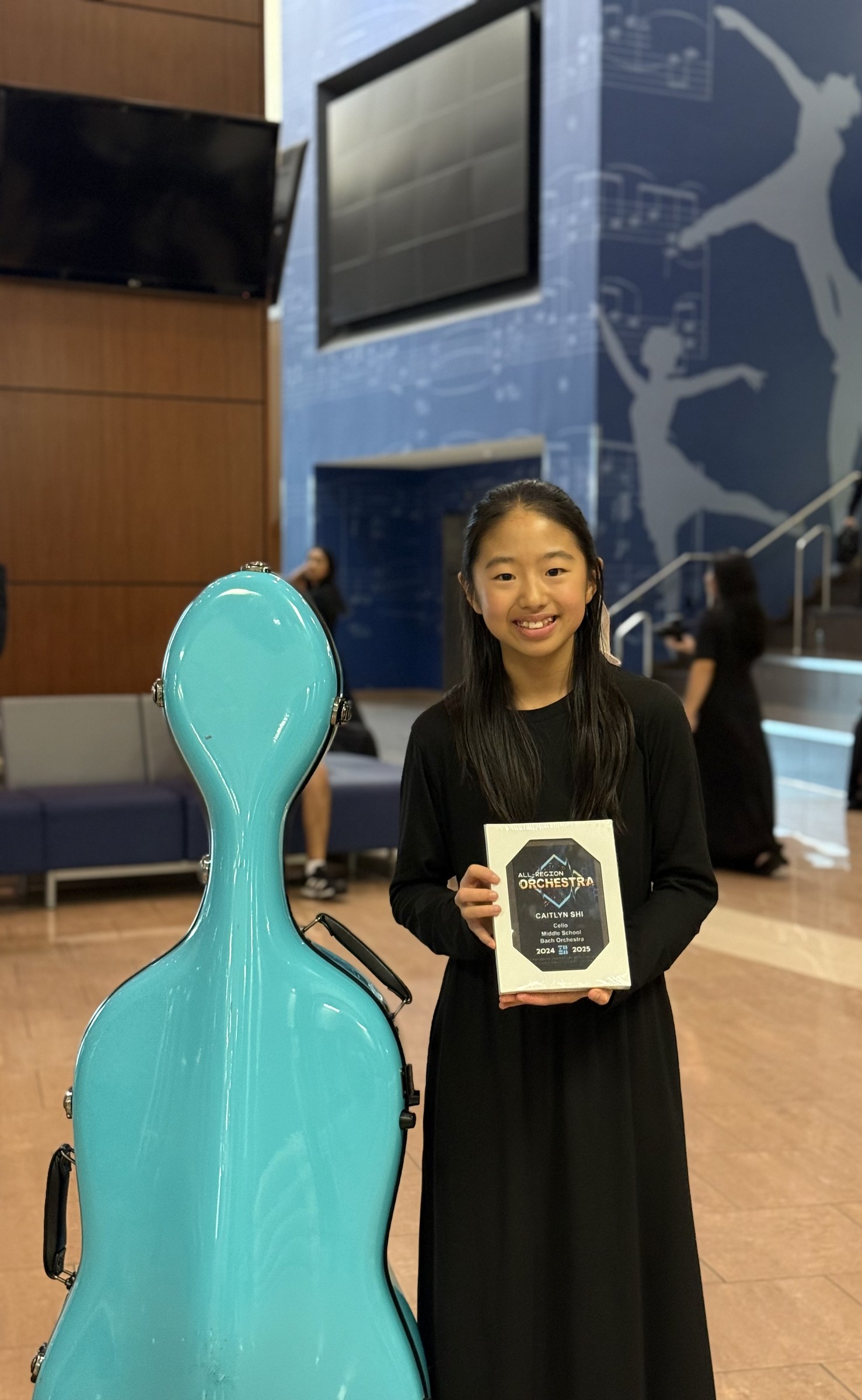 Caitlyn Shi — Rising Cello Star & Award-Winning Principal Cellist